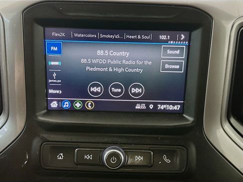 Used 2021 Chevrolet Silverado 1500 Custom AWD/4WD image 17
