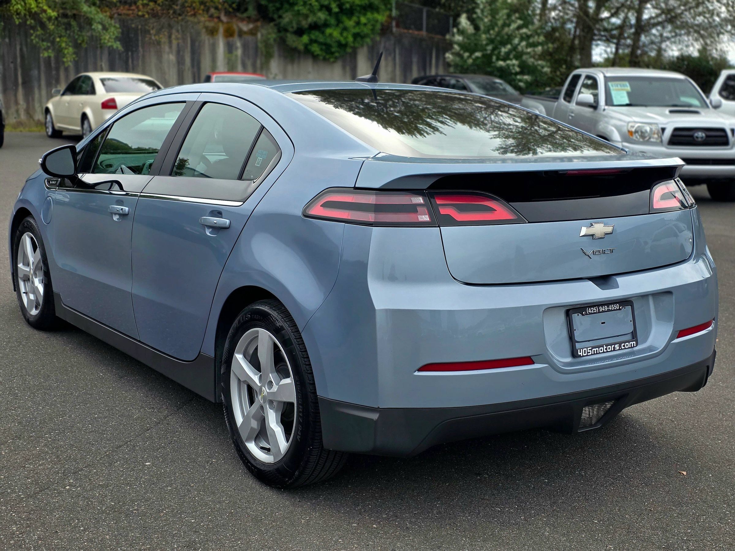 Used 2013 Chevrolet Volt FWD image 9