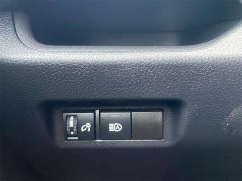 Used 2024 Toyota RAV4 XLE image 18