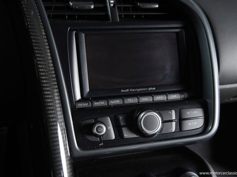 Used 2010 Audi R8 V10 image 29