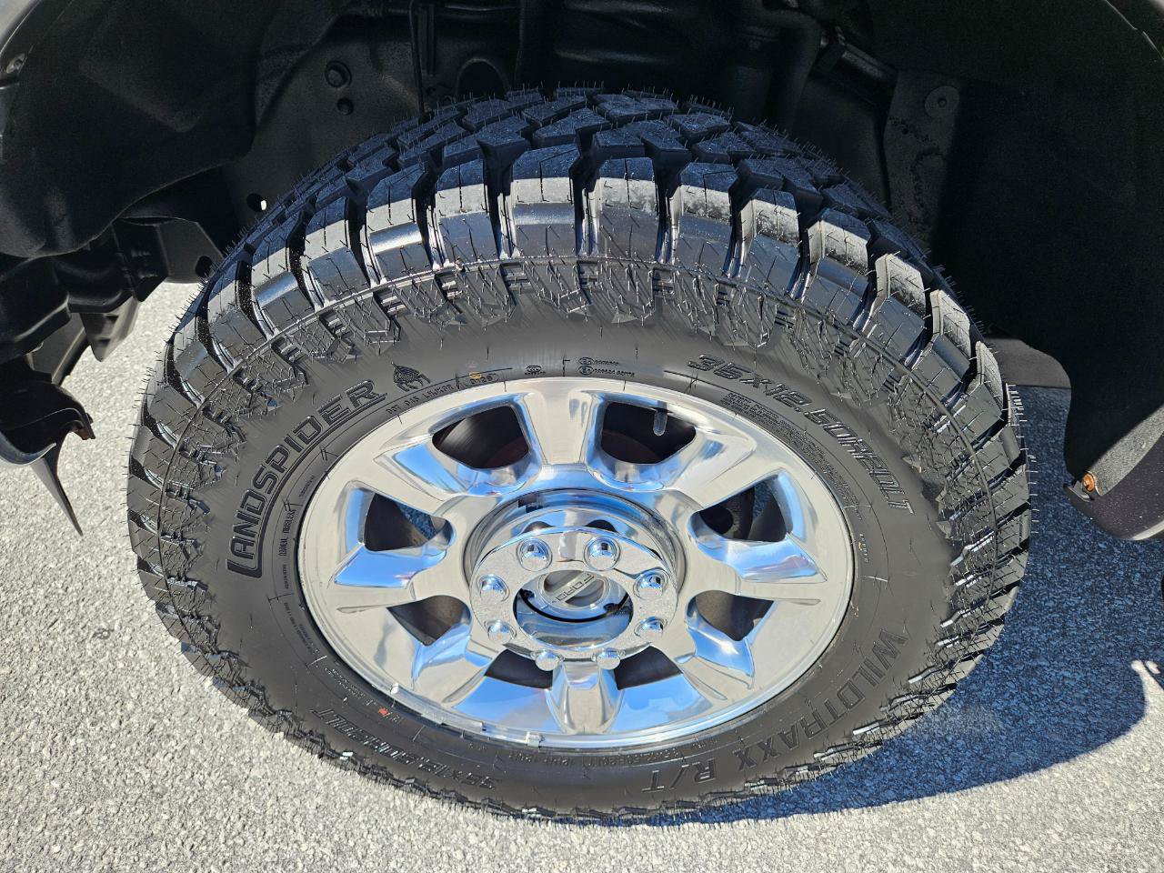 Used 2011 Ford F250 Lariat w/ Lariat Interior Pkg AWD/4WD image 10