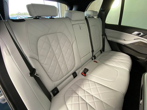 New 2026 BMW X5 sDrive40i w/ Premium Package image 32