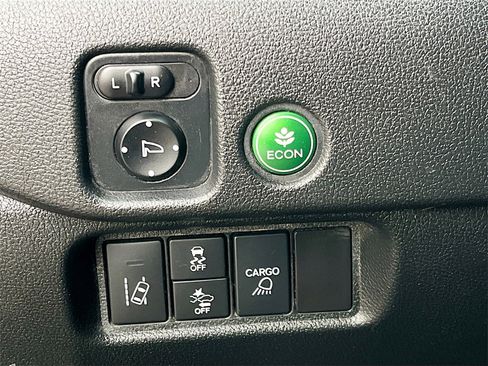 Used 2022 Honda Ridgeline Sport image 10