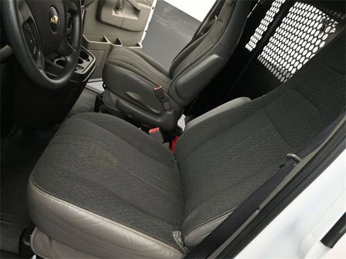 Used 2024 Chevrolet Express 2500 w/ Driver Convenience Package image 8