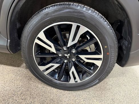 Used 2023 Mitsubishi Eclipse Cross SE image 65