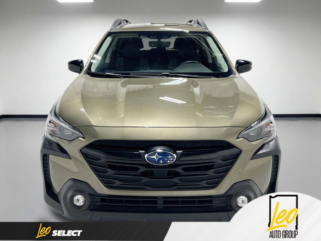 Used 2025 Subaru Outback Onyx Edition AWD/4WD image 2