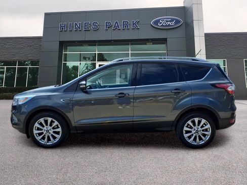 Used 2018 Ford Escape Titanium AWD/4WD image 4