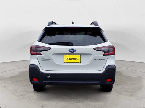 Used 2025 Subaru Outback Premium AWD/4WD image 6