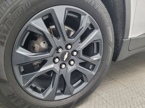 Used 2021 Chevrolet Traverse RS image 31