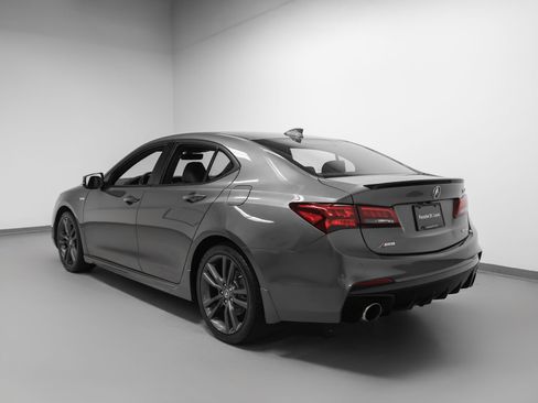 Used 2018 Acura TLX V6 w/ Technology & A-SPEC Pkg AWD/4WD image 3