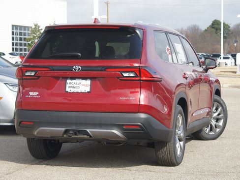 Used 2026 Toyota Grand Highlander AWD Hybrid image 24