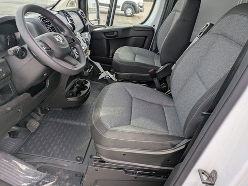 Used 2024 RAM ProMaster 2500 image 16