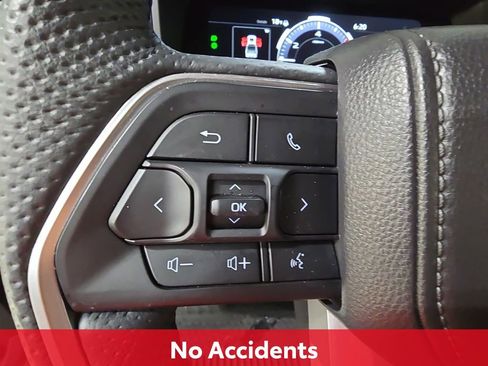 Certified 2025 Toyota Tundra Platinum image 22