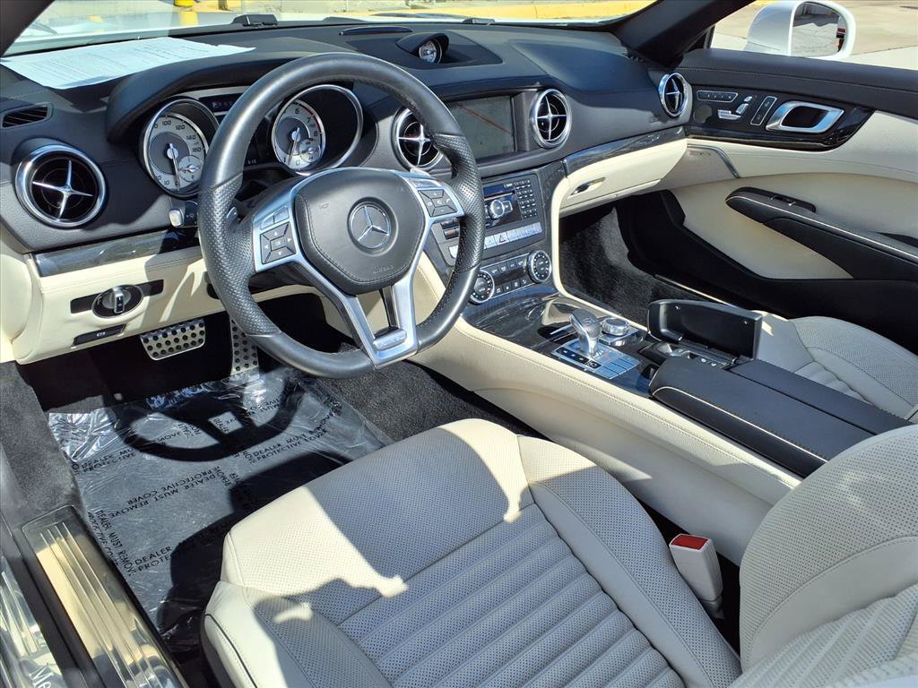 Used 2016 Mercedes-Benz SL 550 image 12