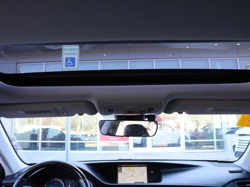 Used 2018 Lexus ES 350 image 33