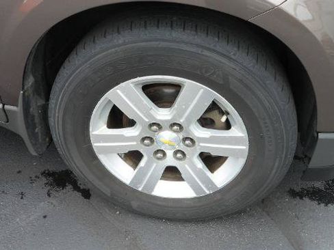 Used 2009 Chevrolet Traverse LT FWD image 11