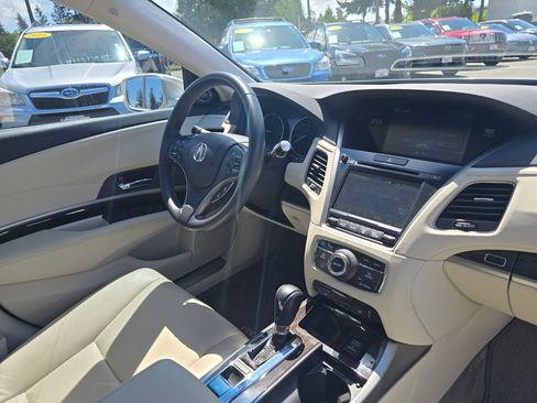 Used 2016 Acura RLX w/ Technology Package FWD image 10
