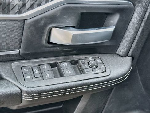 New 2026 RAM 3500 Big Horn AWD/4WD image 18