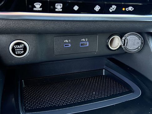 Certified 2023 Nissan Rogue SV image 18