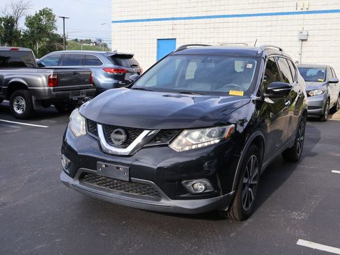 Used 2015 Nissan Rogue SL w/ SL Premium Package AWD/4WD image 3
