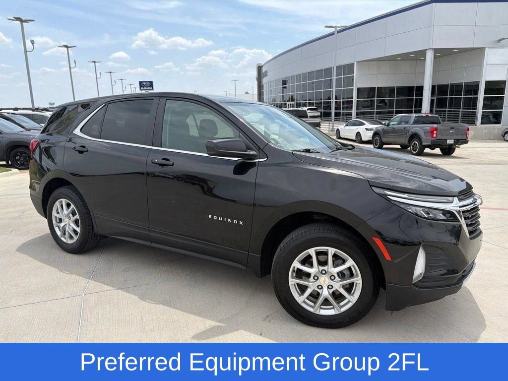 Used 2023 Chevrolet Equinox LT AWD/4WD image 2