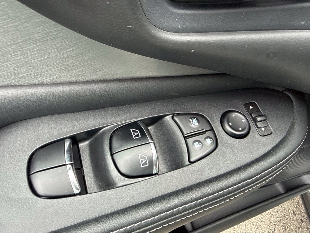 Used 2020 Nissan Murano SL AWD/4WD image 13
