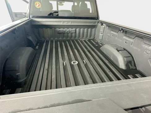 Certified 2022 GMC Sierra 3500 SLT w/ SLT Premium Package image 32