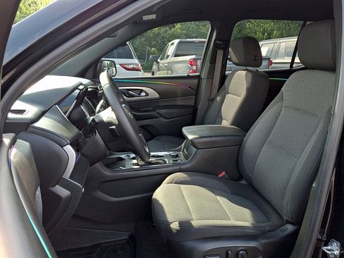 Used 2022 Chevrolet Traverse LT AWD/4WD image 14
