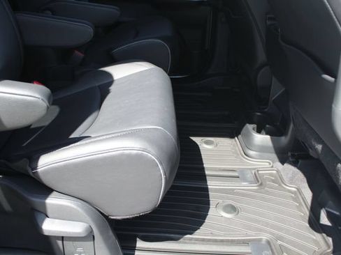 Certified 2026 Toyota Sienna XSE FWD image 26