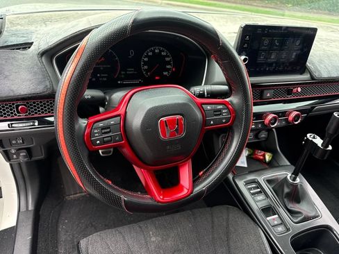 Used 2024 Honda Civic Si image 9