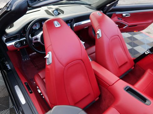 Used 2015 Porsche 911 Carrera 4S image 44