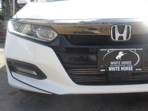 Used 2020 Honda Accord Sport image 3