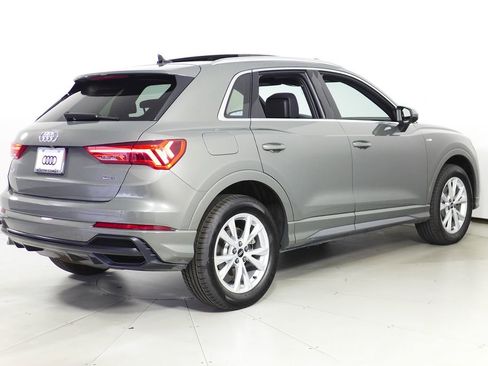 Used 2022 Audi Q3 2.0T Premium w/ Convenience Package image 7