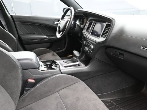 Used 2023 Dodge Charger R/T w/ Plus Group image 25
