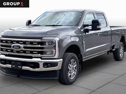 Used 2026 Ford F250 Lariat AWD/4WD image 1