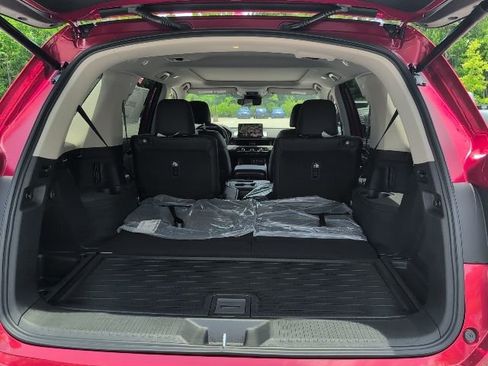 New 2025 Honda Pilot TrailSport image 11