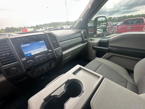 Used 2017 Ford F350 XL w/ Power Equipment Group AWD/4WD image 21