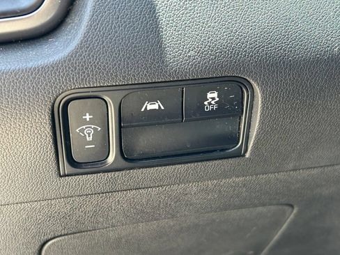 Used 2021 Kia Sorento S w/ Panoramic Sunroof Package FWD image 25