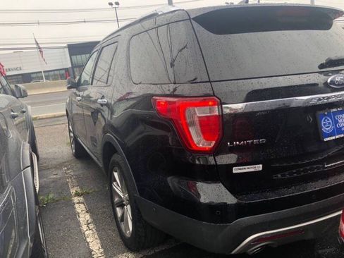 Used 2016 Ford Explorer Limited w/ Equipment Group 301A AWD/4WD image 12