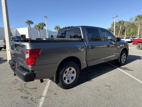Used 2021 Nissan Titan S w/ S Utility Package image 3