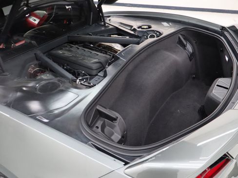 Used 2023 Chevrolet Corvette Stingray Preferred Cpe w/ Z51 Performance Package RWD image 28