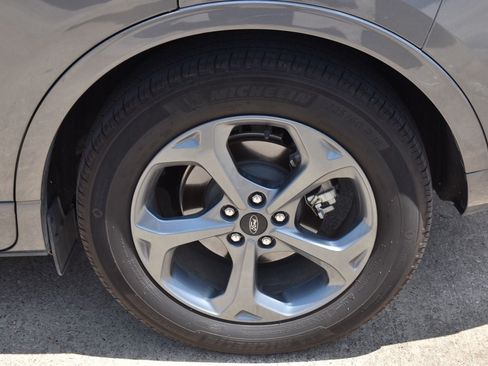 Certified 2024 Ford Escape ST-Line w/ Tech Pack #1 FWD image 13