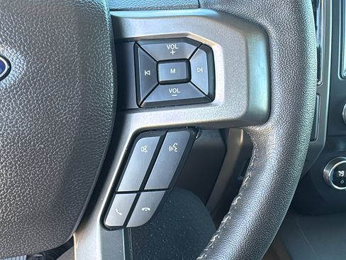 Used 2021 Ford Expedition XLT image 21