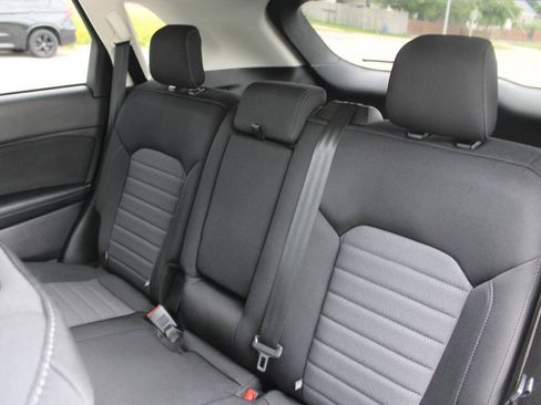 Used 2018 Ford Edge SE AWD/4WD image 17
