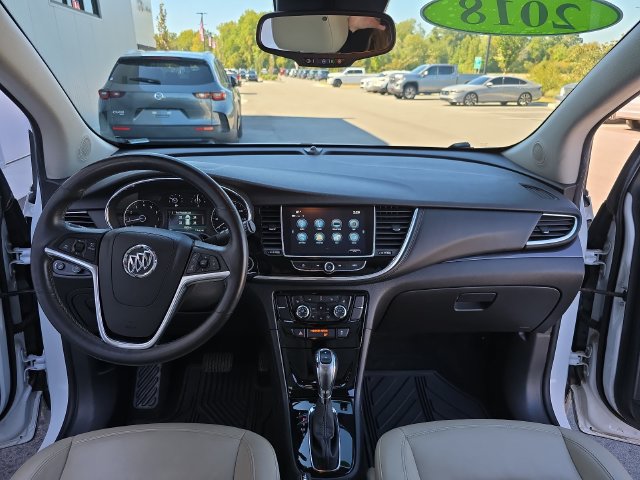 Used 2018 Buick Encore Essence w/ Experience Buick Package FWD image 16