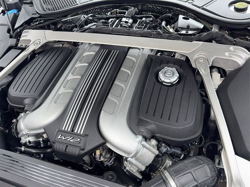 Used 2022 Bentley Flying Spur W12 image 73
