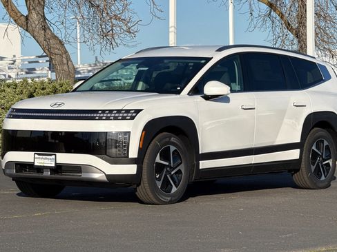 New 2026 Hyundai Ioniq 9 SE image 8