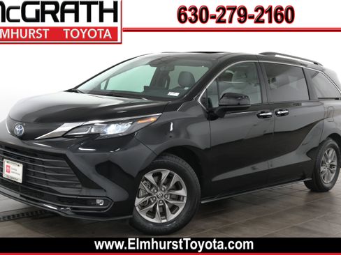 Certified 2025 Toyota Sienna XLE w/ XLE Plus Package AWD/4WD image 1