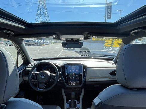 Certified 2025 Subaru Forester Limited image 15
