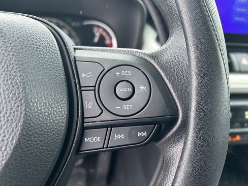 Used 2024 Toyota RAV4 XLE image 26